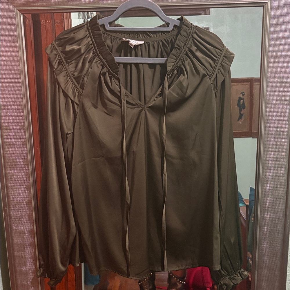 Chic Dark Green Women's Blouse